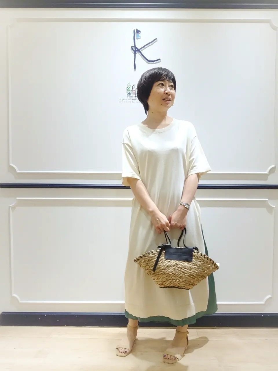 組曲 井上 コーディネート画像