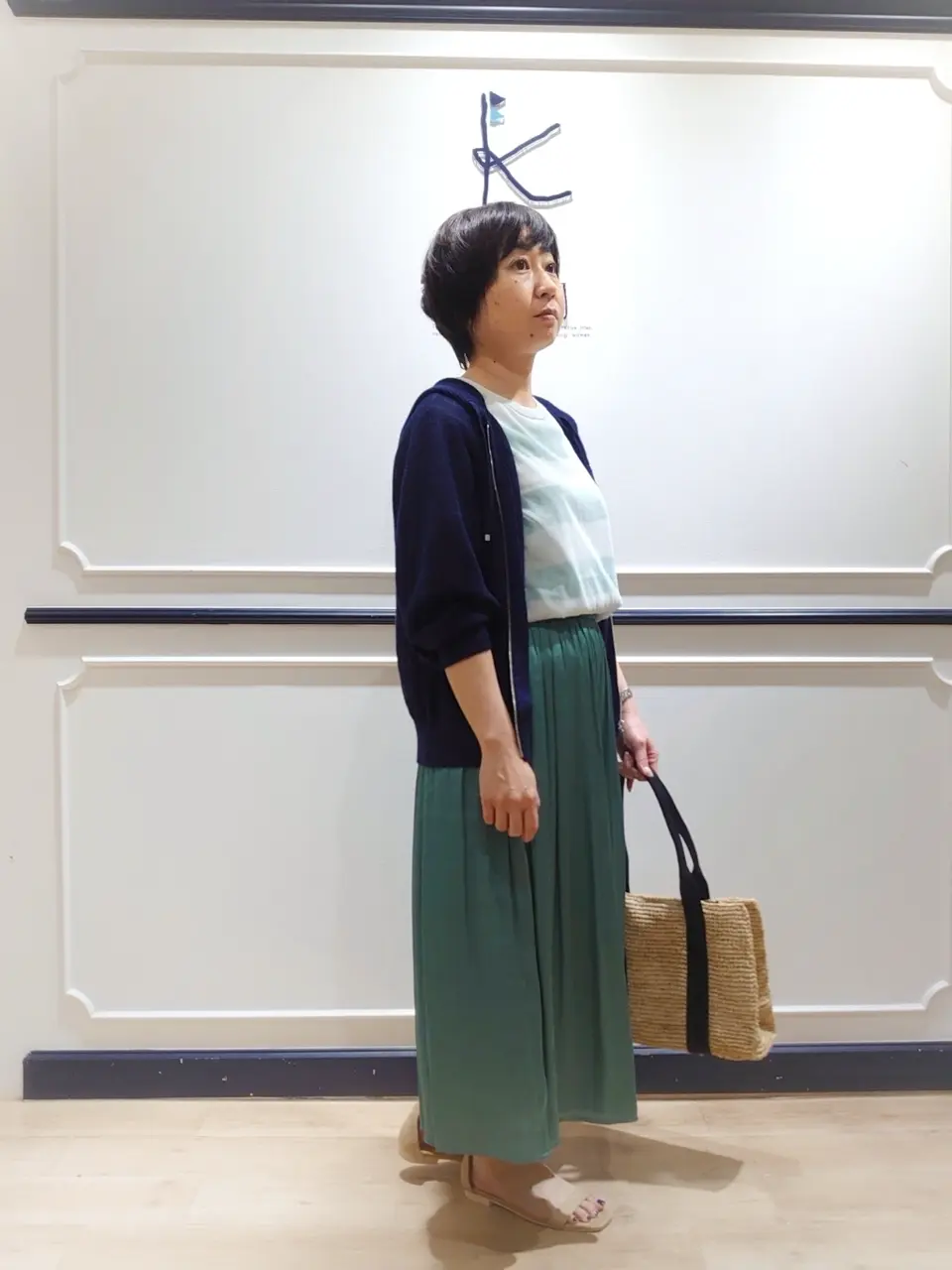 組曲 井上 コーディネート画像