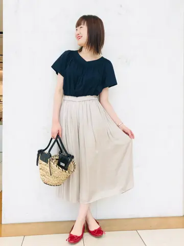 組曲 スタッフ コーディネート画像