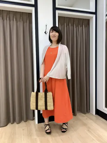 組曲 岡 コーディネート画像