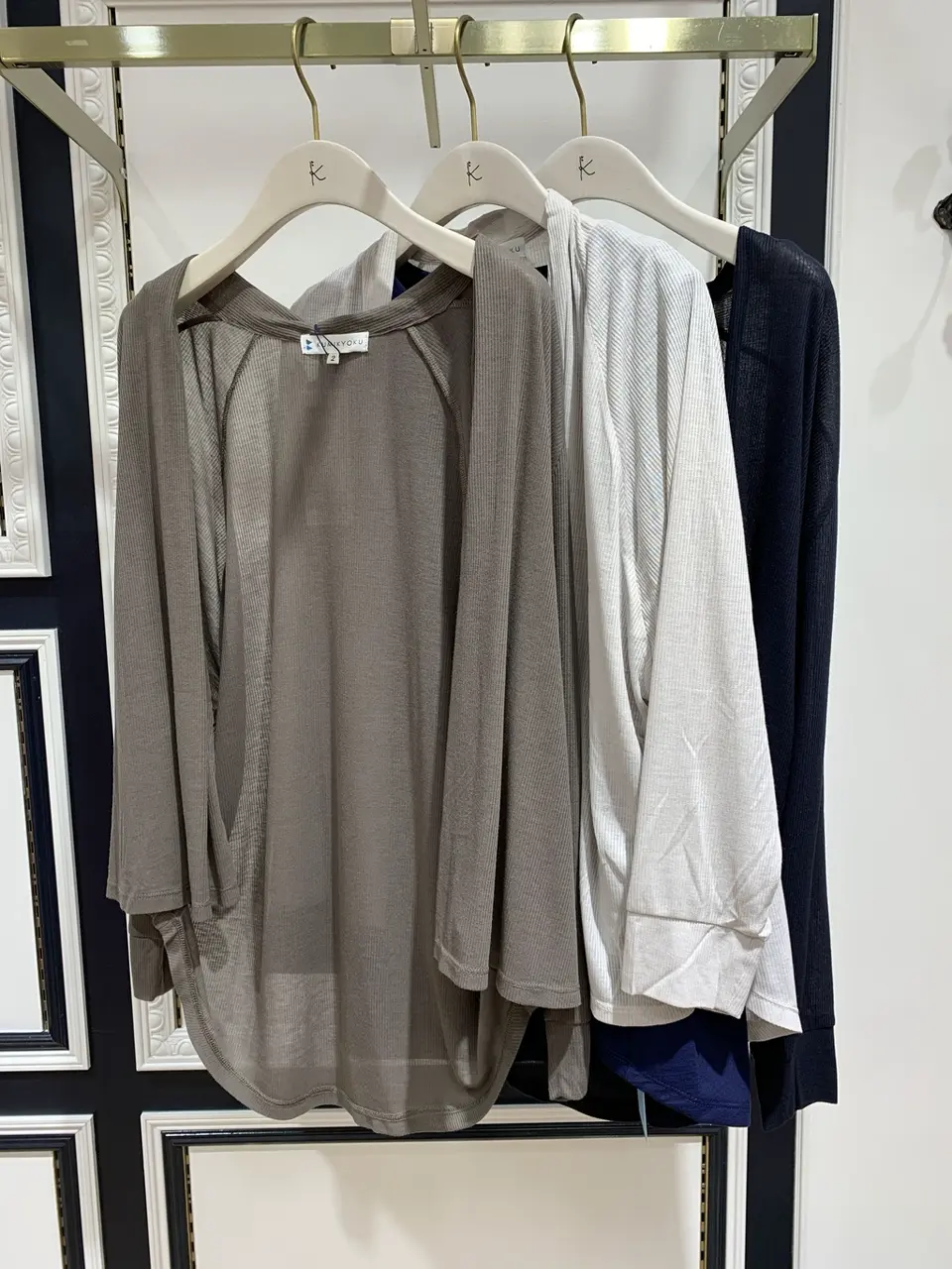 組曲 岡 コーディネート画像