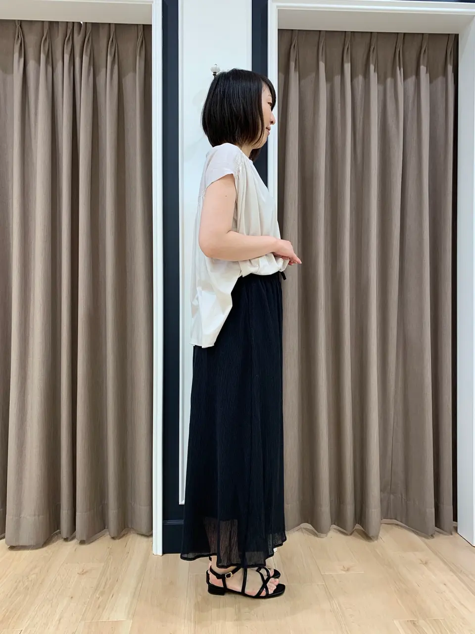 組曲 岡 コーディネート画像