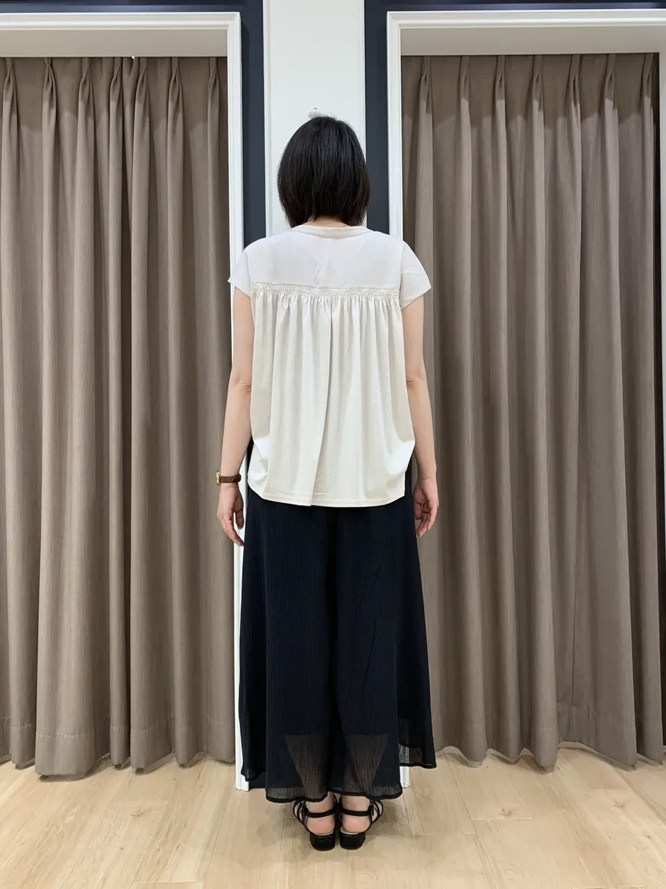 組曲 岡 コーディネート画像