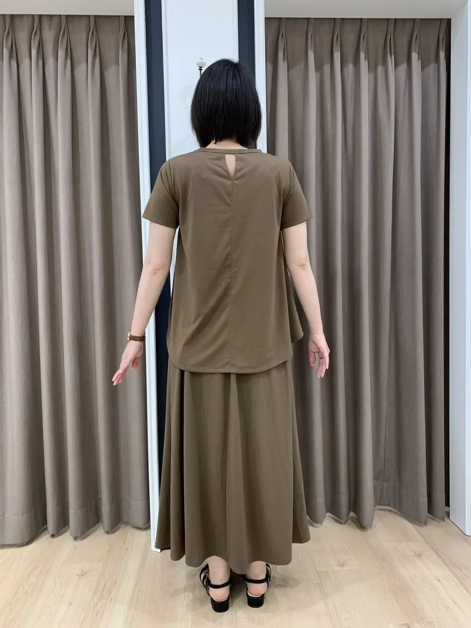 組曲 岡 コーディネート画像