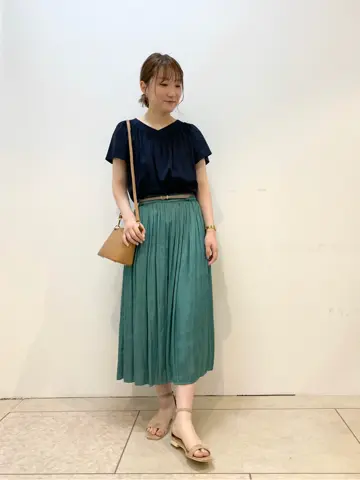 組曲 石井 コーディネート画像