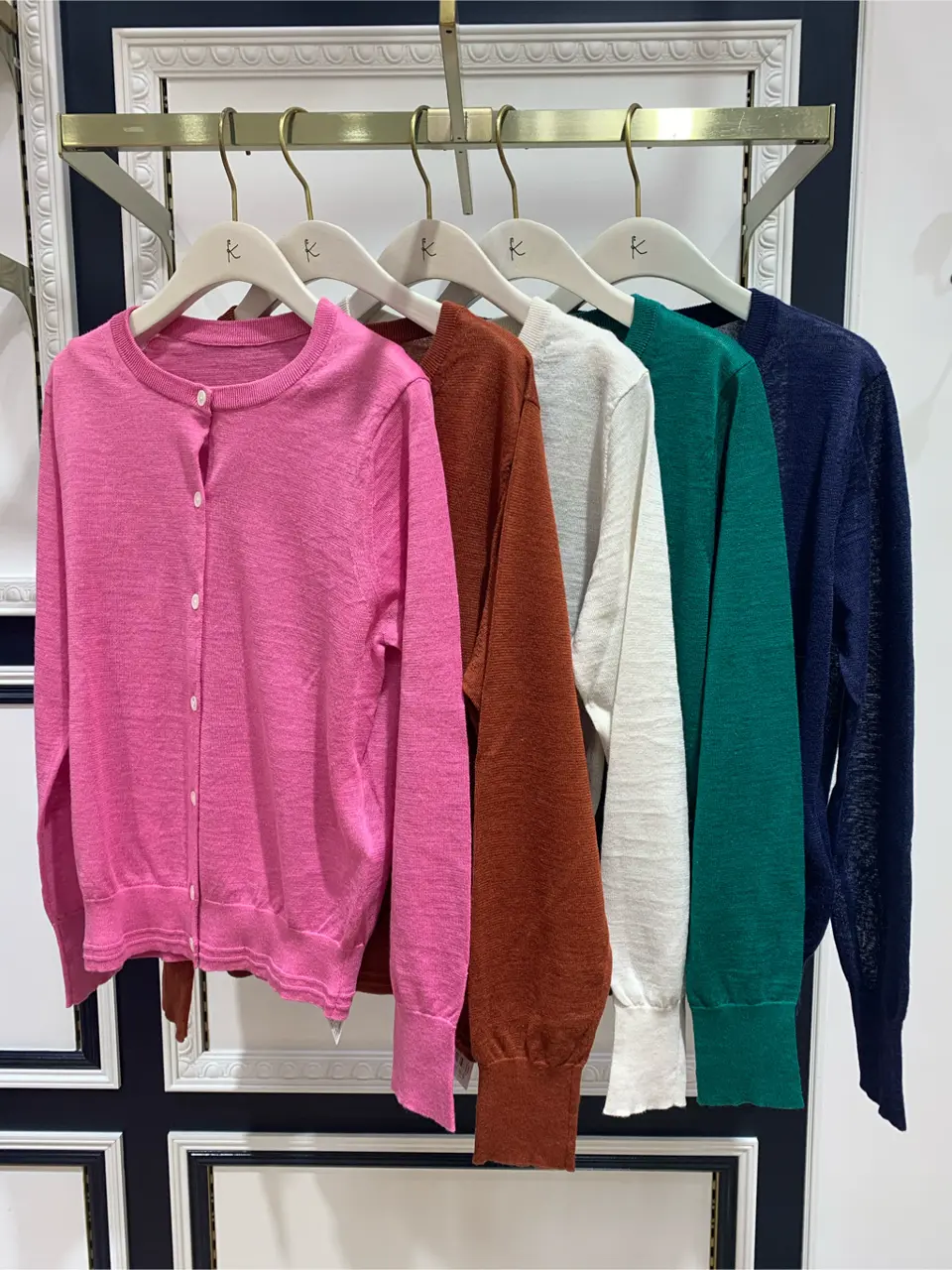 組曲 岡 コーディネート画像