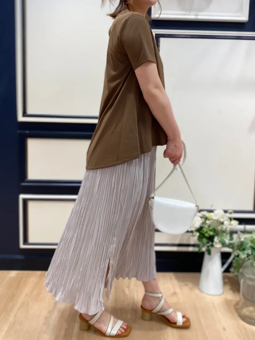 組曲 鈴木 コーディネート画像