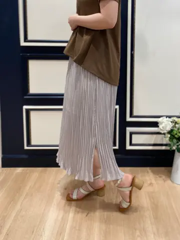 組曲 鈴木 コーディネート画像