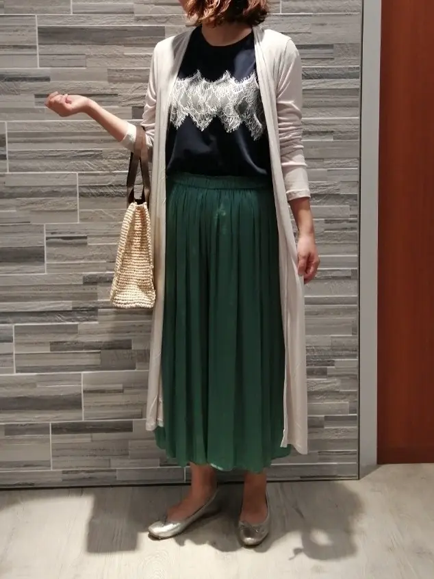 組曲 スタッフ コーディネート画像