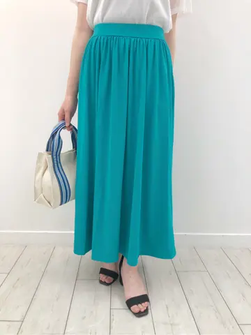 組曲 AI コーディネート画像