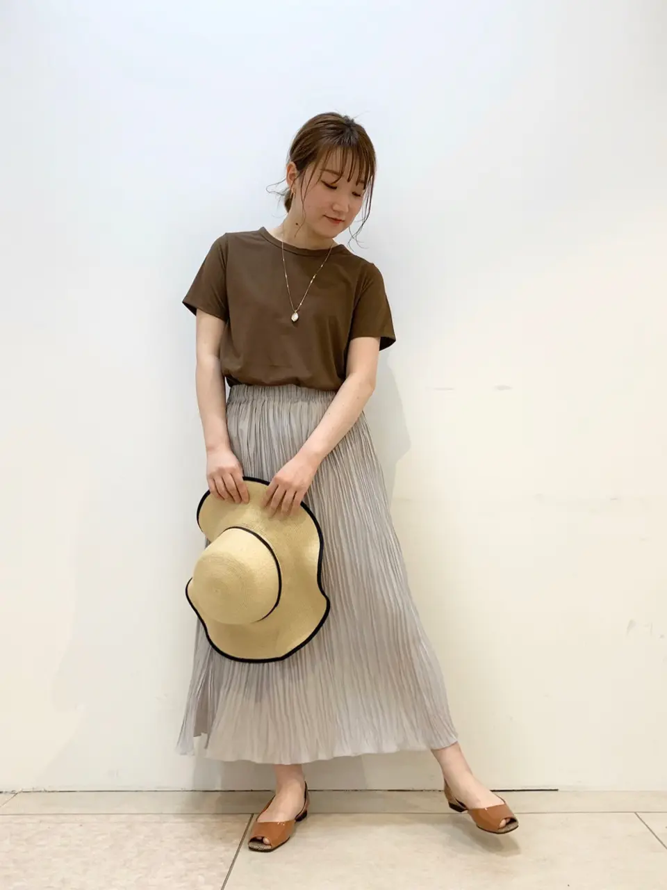 組曲 石井 コーディネート画像