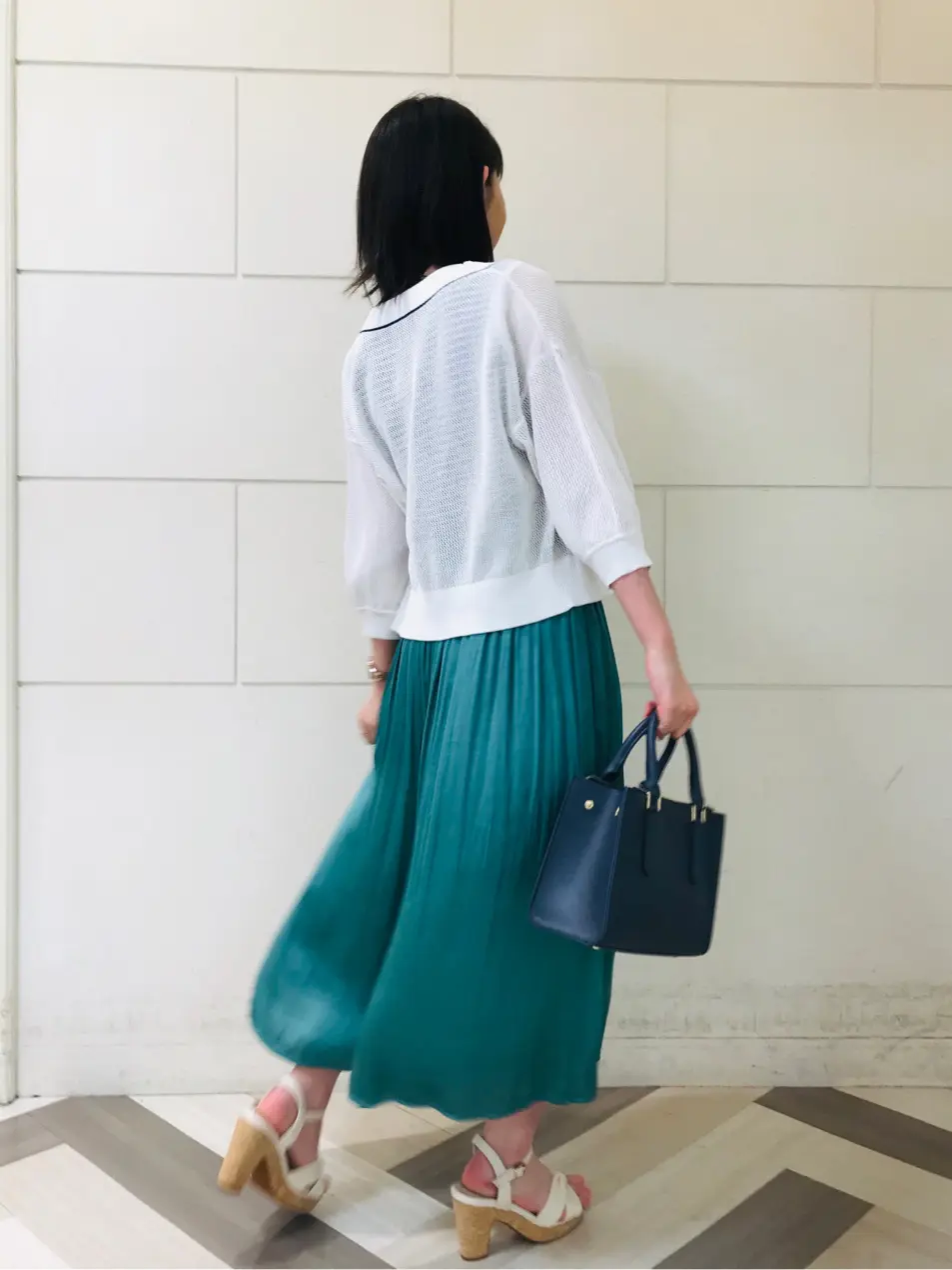 組曲 スタッフ コーディネート画像