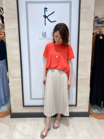 組曲 スタッフ コーディネート画像