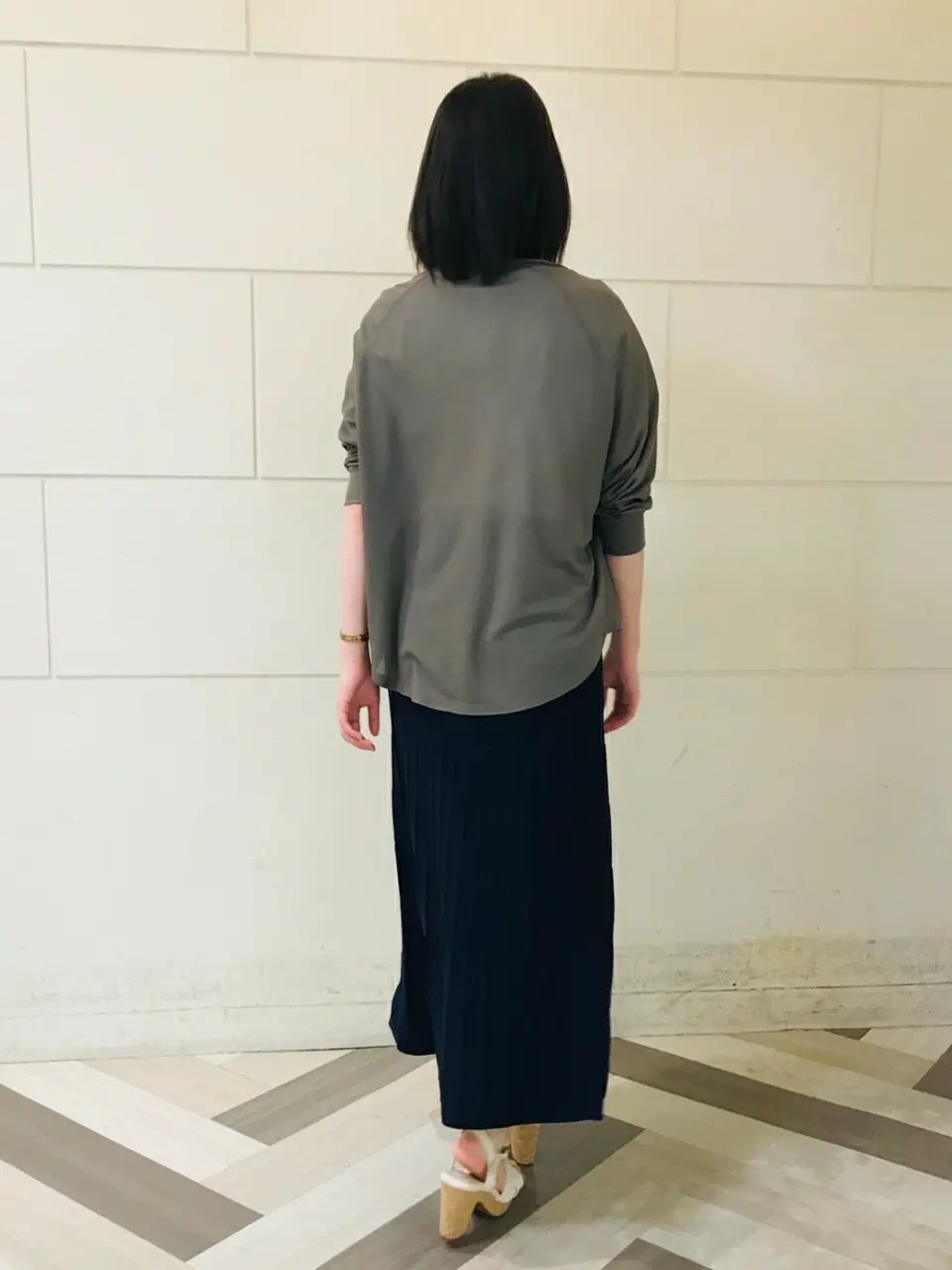 組曲 スタッフ コーディネート画像