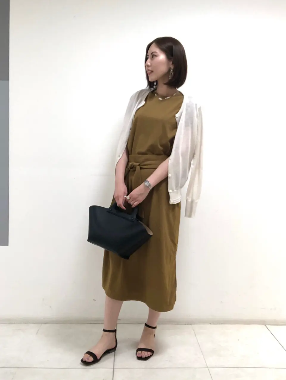 組曲 岩田 コーディネート画像