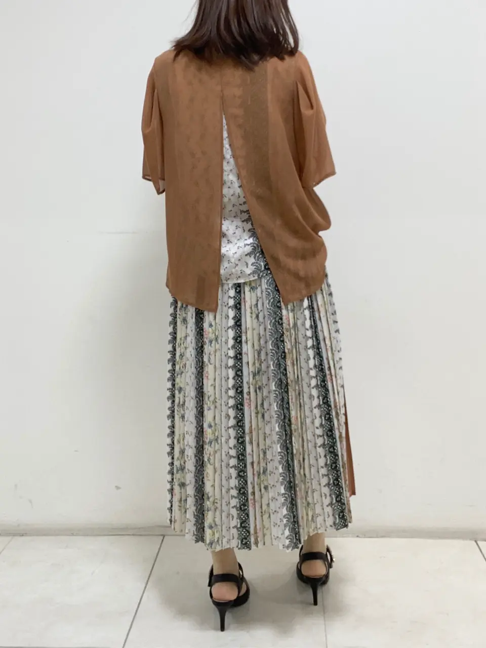 組曲 野中 コーディネート画像