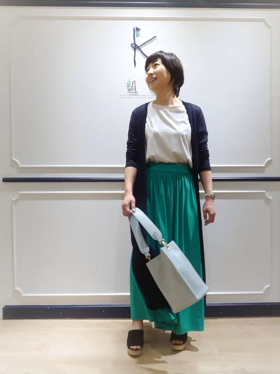 組曲 井上 コーディネート画像