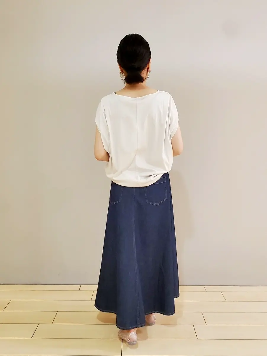 組曲 上部 コーディネート画像