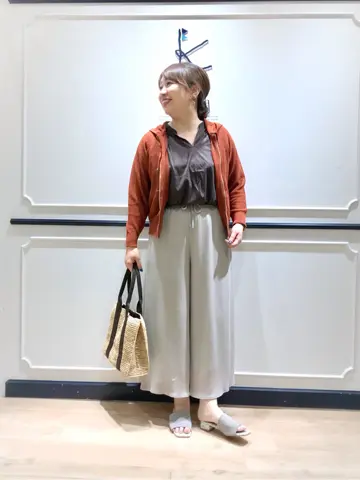 組曲 中山 コーディネート画像