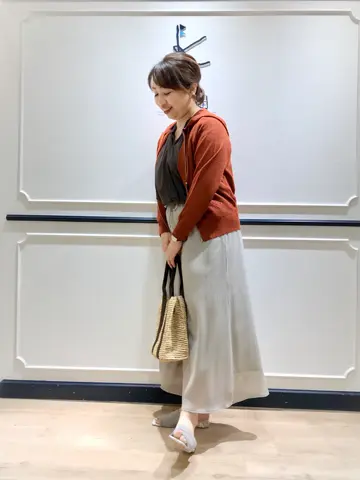 組曲 中山 コーディネート画像