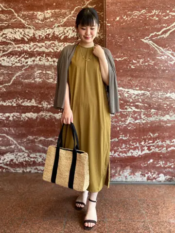 組曲 鈴木 コーディネート画像