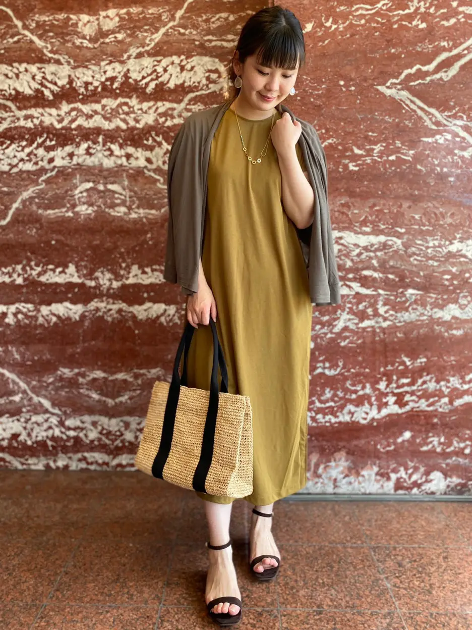 組曲 鈴木 コーディネート画像