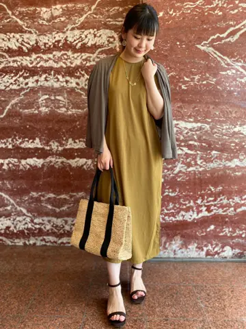 組曲 鈴木 コーディネート画像