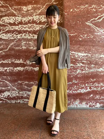 組曲 鈴木 コーディネート画像