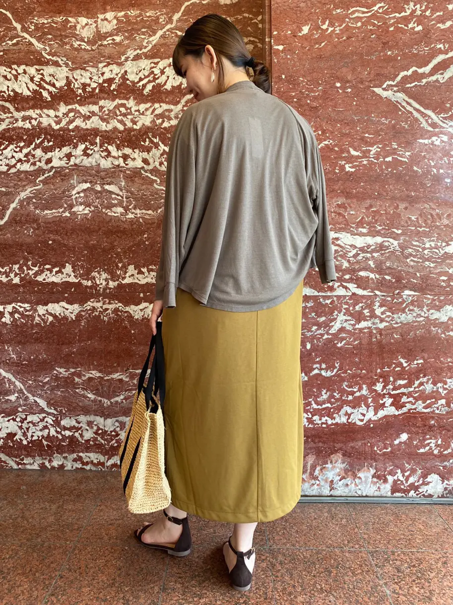 組曲 鈴木 コーディネート画像