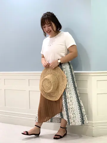 組曲 KATO コーディネート画像