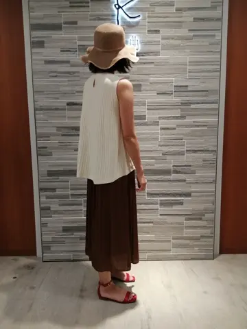 組曲 スタッフ コーディネート画像