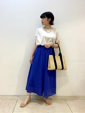 組曲 松田 コーディネート画像