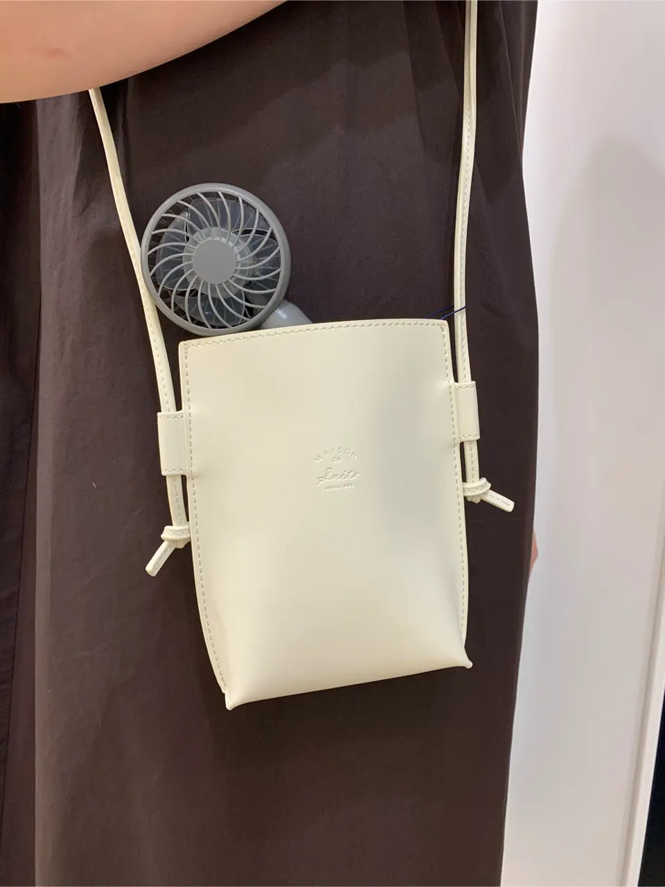 組曲 岡 コーディネート画像