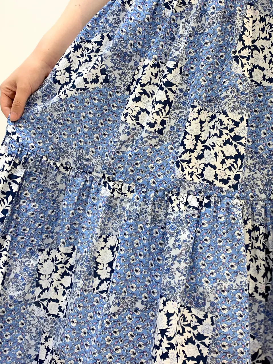 組曲 石井 コーディネート画像