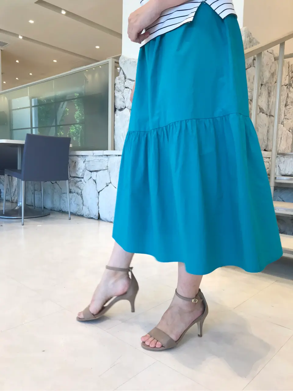 組曲 宮本 コーディネート画像