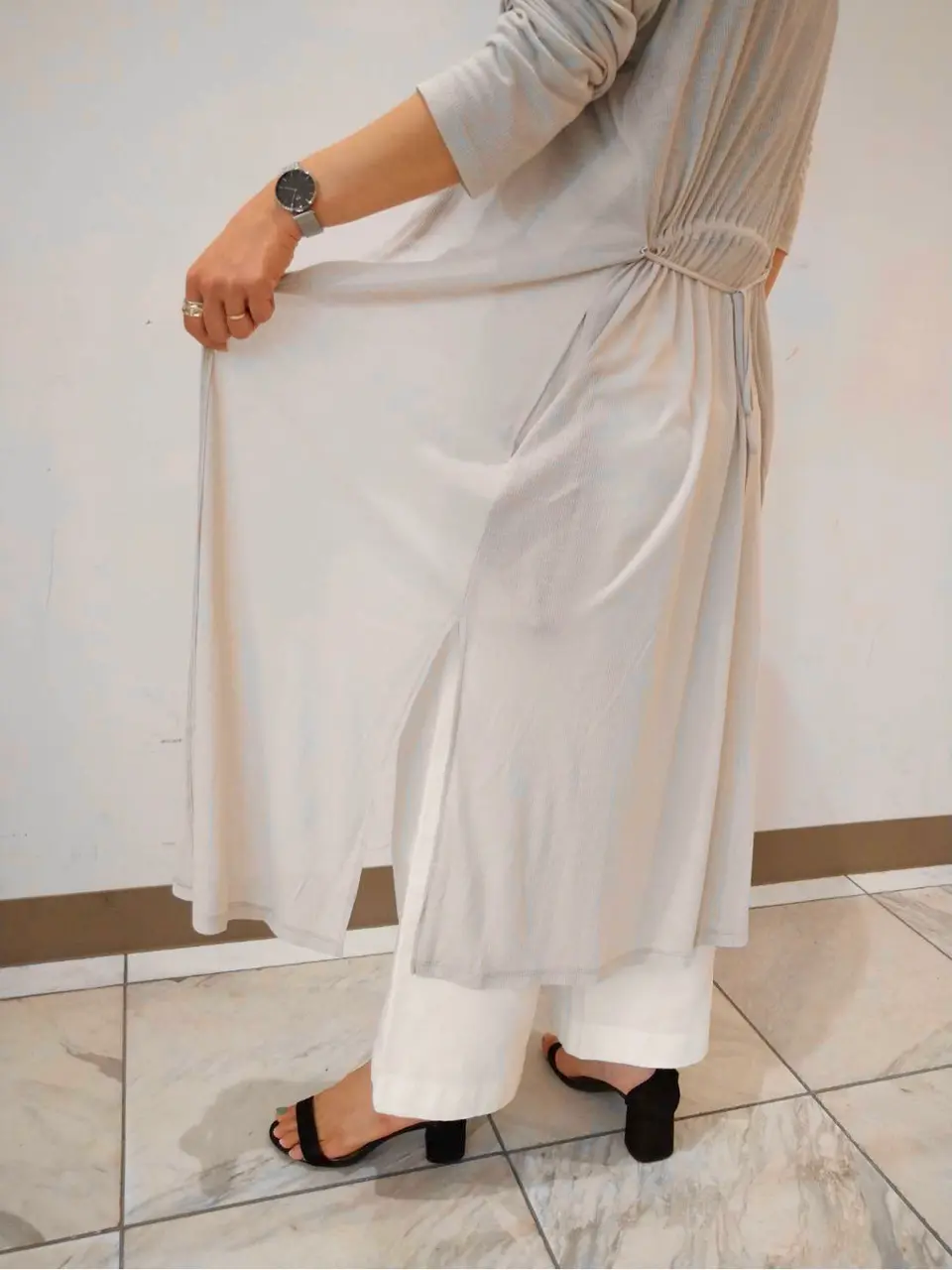 組曲 豊島 コーディネート画像