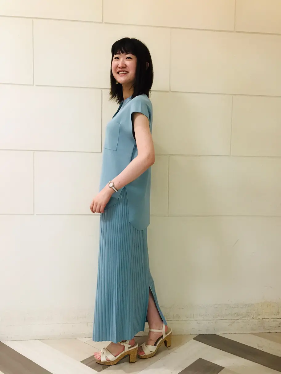 組曲 スタッフ コーディネート画像