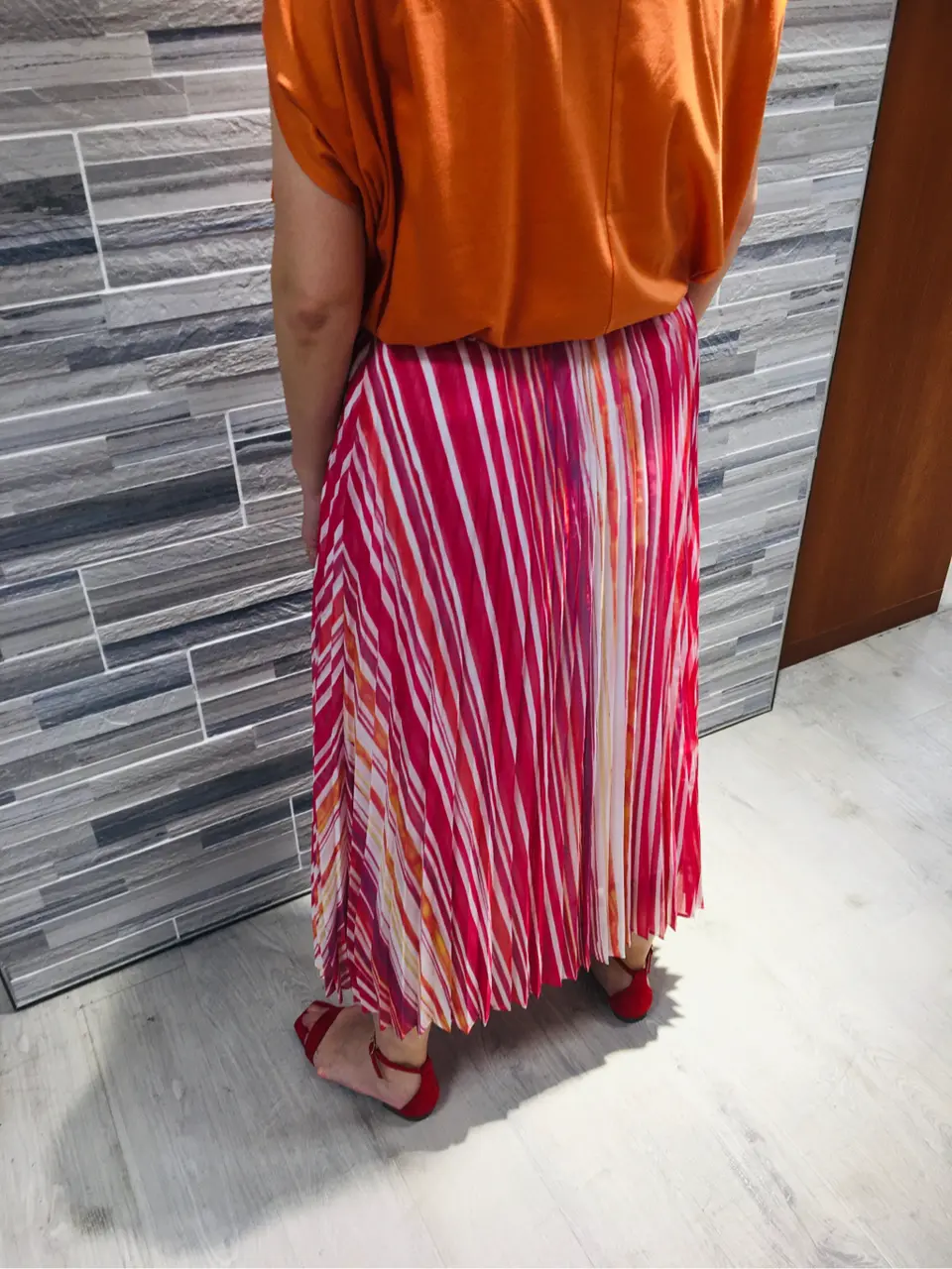 組曲 スタッフ コーディネート画像