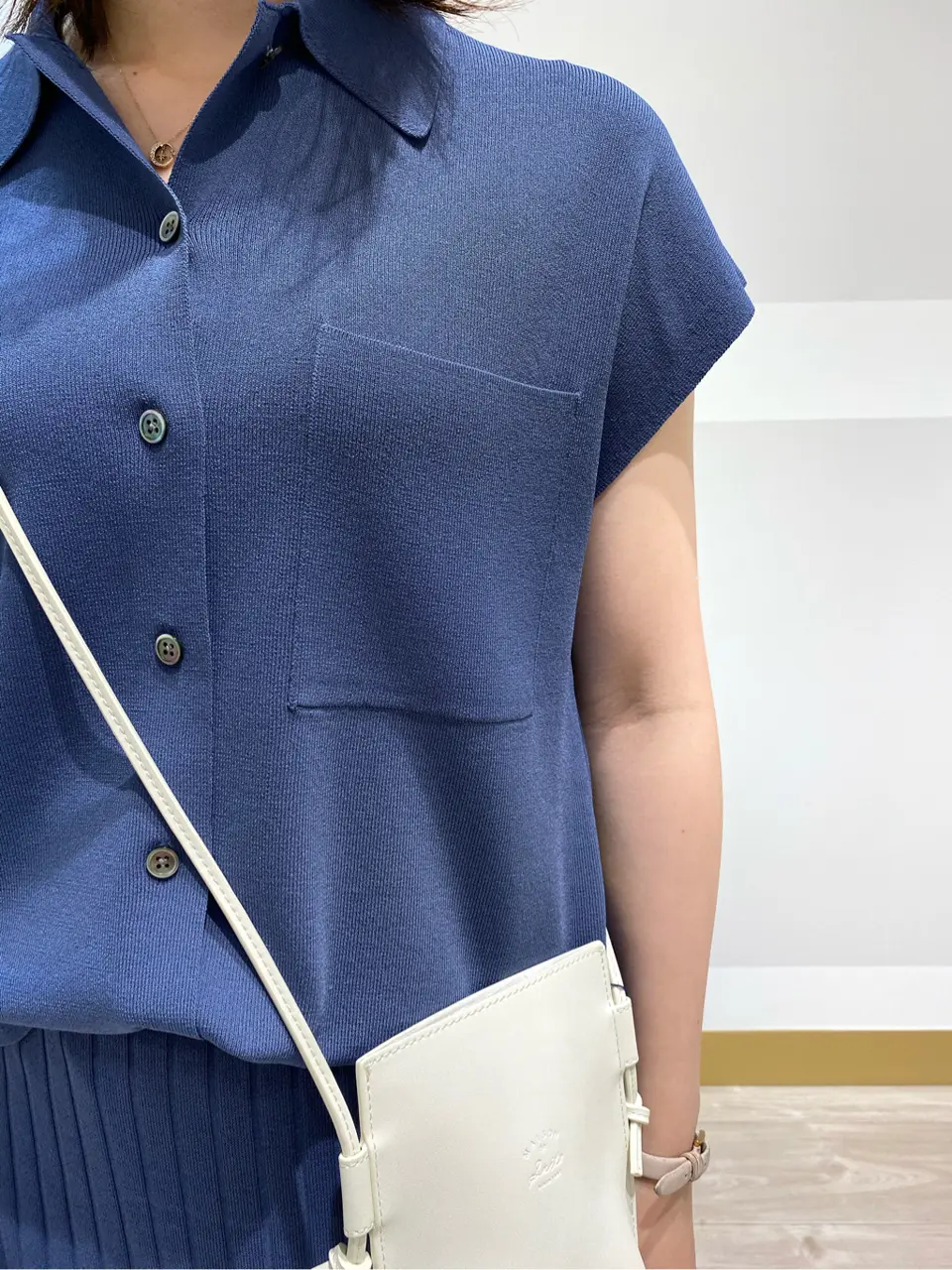 組曲 柿内 コーディネート画像