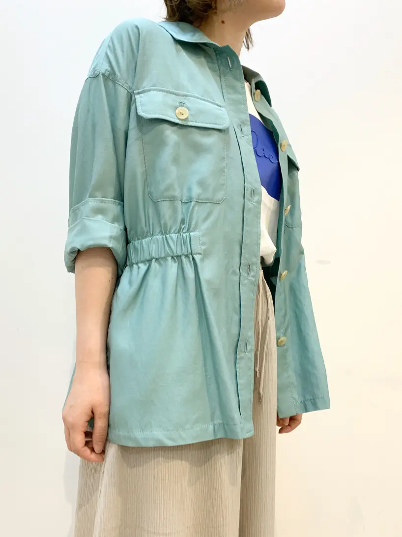 組曲 石井 コーディネート画像