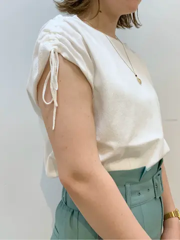 組曲 石井 コーディネート画像