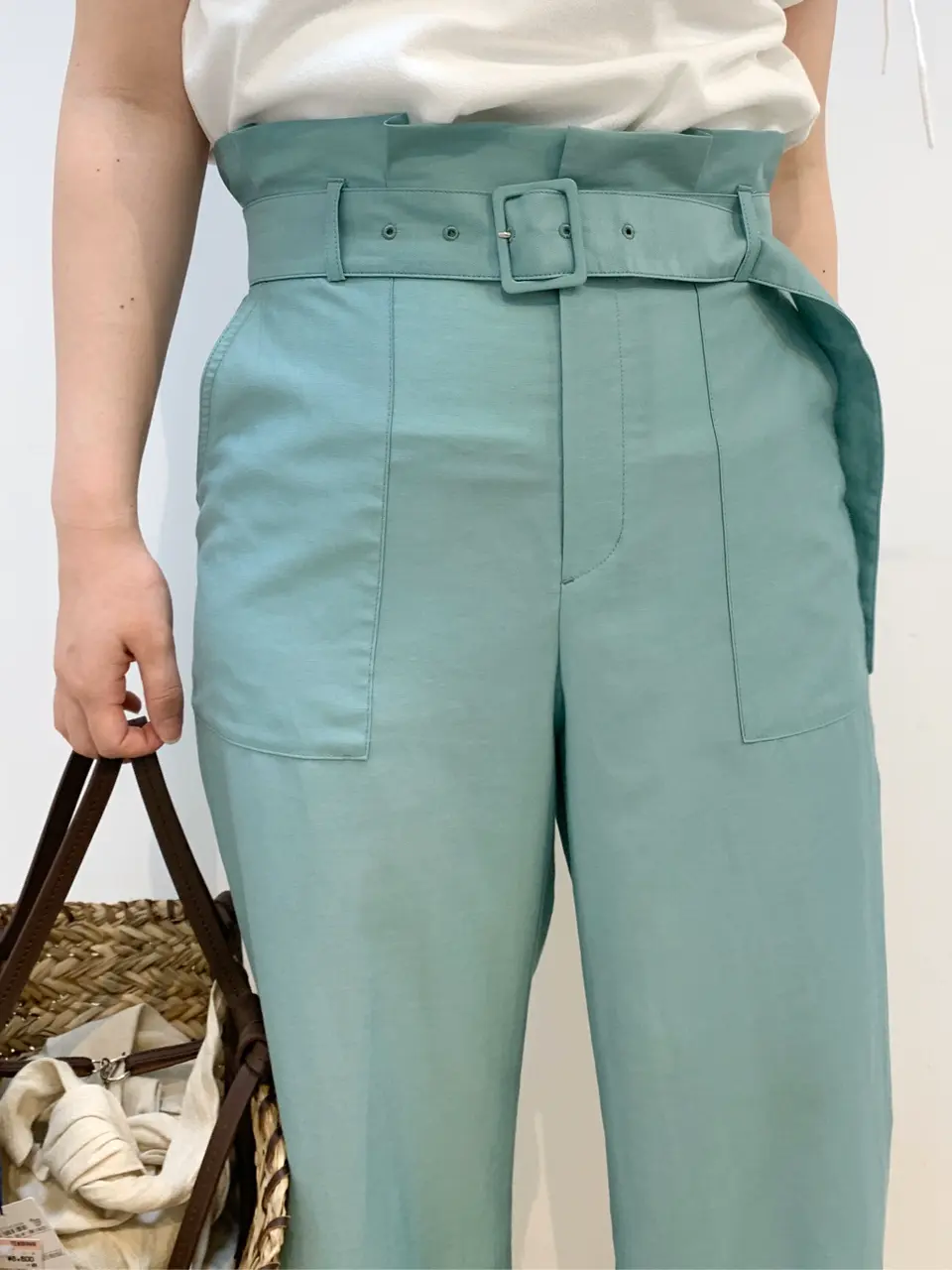 組曲 石井 コーディネート画像