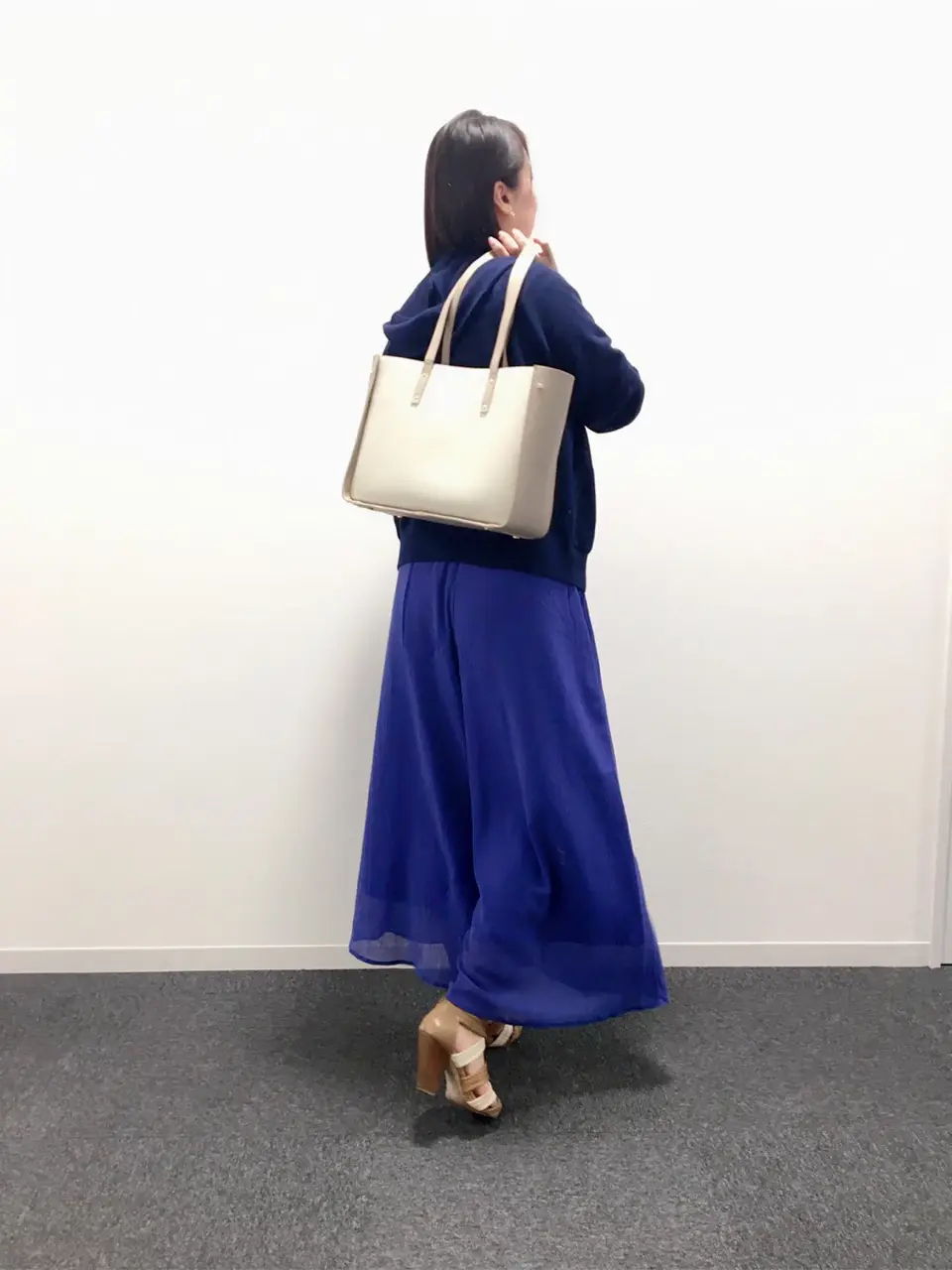 組曲 飯野 コーディネート画像