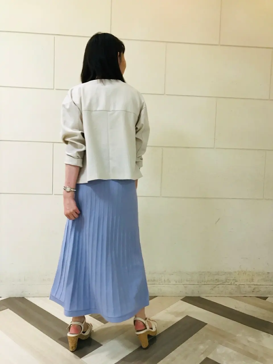 組曲 スタッフ コーディネート画像