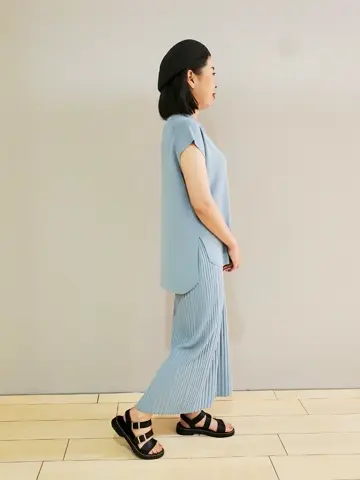 組曲 上部 コーディネート画像