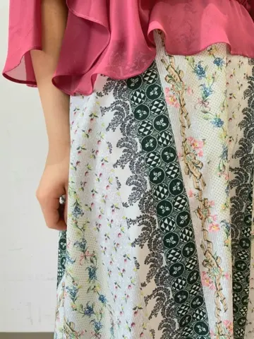 組曲 田中 コーディネート画像