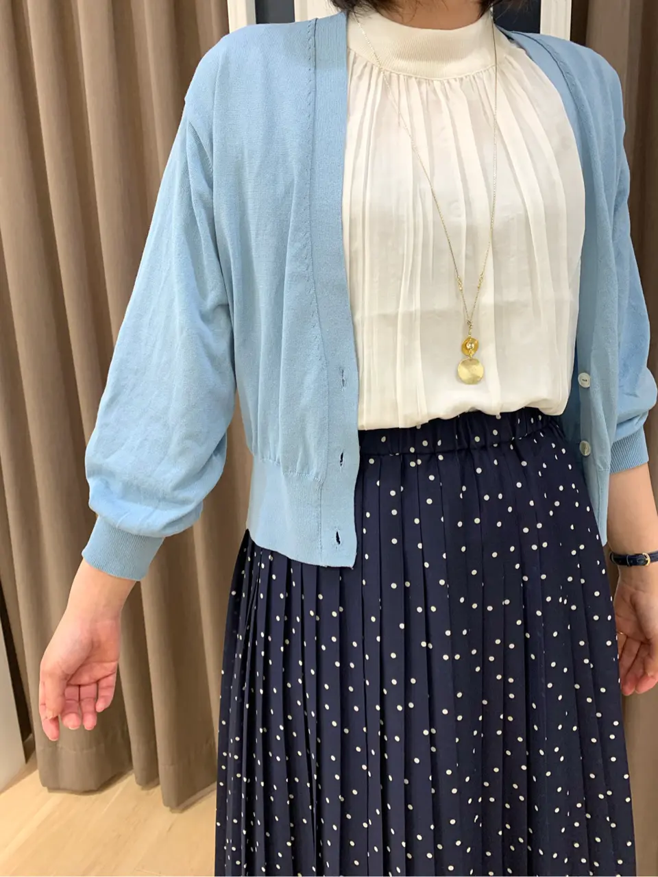 組曲 岡 コーディネート画像