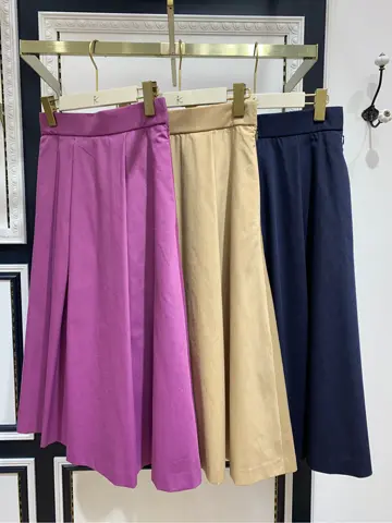 組曲 岡 コーディネート画像