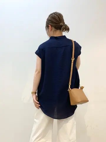 組曲 石井 コーディネート画像