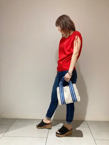 組曲 スタッフ コーディネート画像